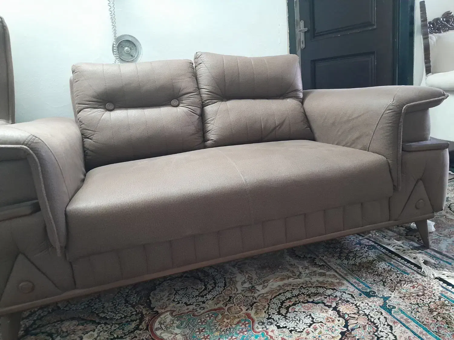 دو سری مبل ۷ نفره|مبلمان خانگی و میز عسلی|شیراز, شهرک پرواز|دیوار
