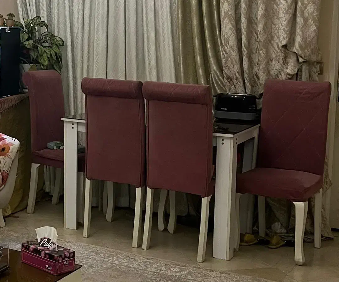 مبلمان و میز نهار خوری و تخت|مبلمان خانگی و میز عسلی|تهران, هلال احمر|دیوار