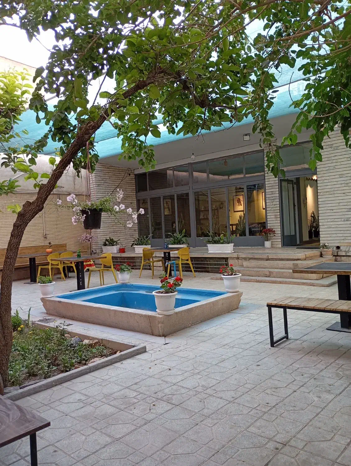 فضای اشتراکی هنری در آموزشگاه تکنیک|اجارهٔ کوتاه‌مدت دفتر کار و فضای آموزشی|اصفهان, شاهزید|دیوار