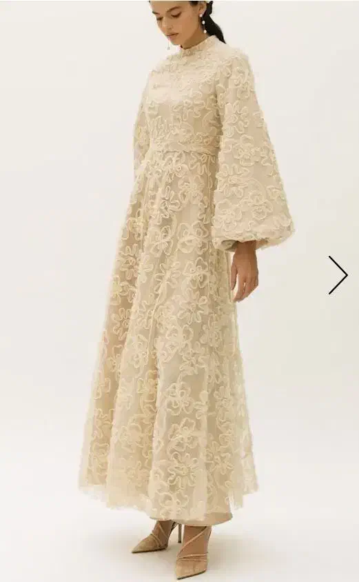 خیاط حرفه ای زنانه دوز|استخدام هنری و رسانه|تهران, باشگاه نفت|دیوار