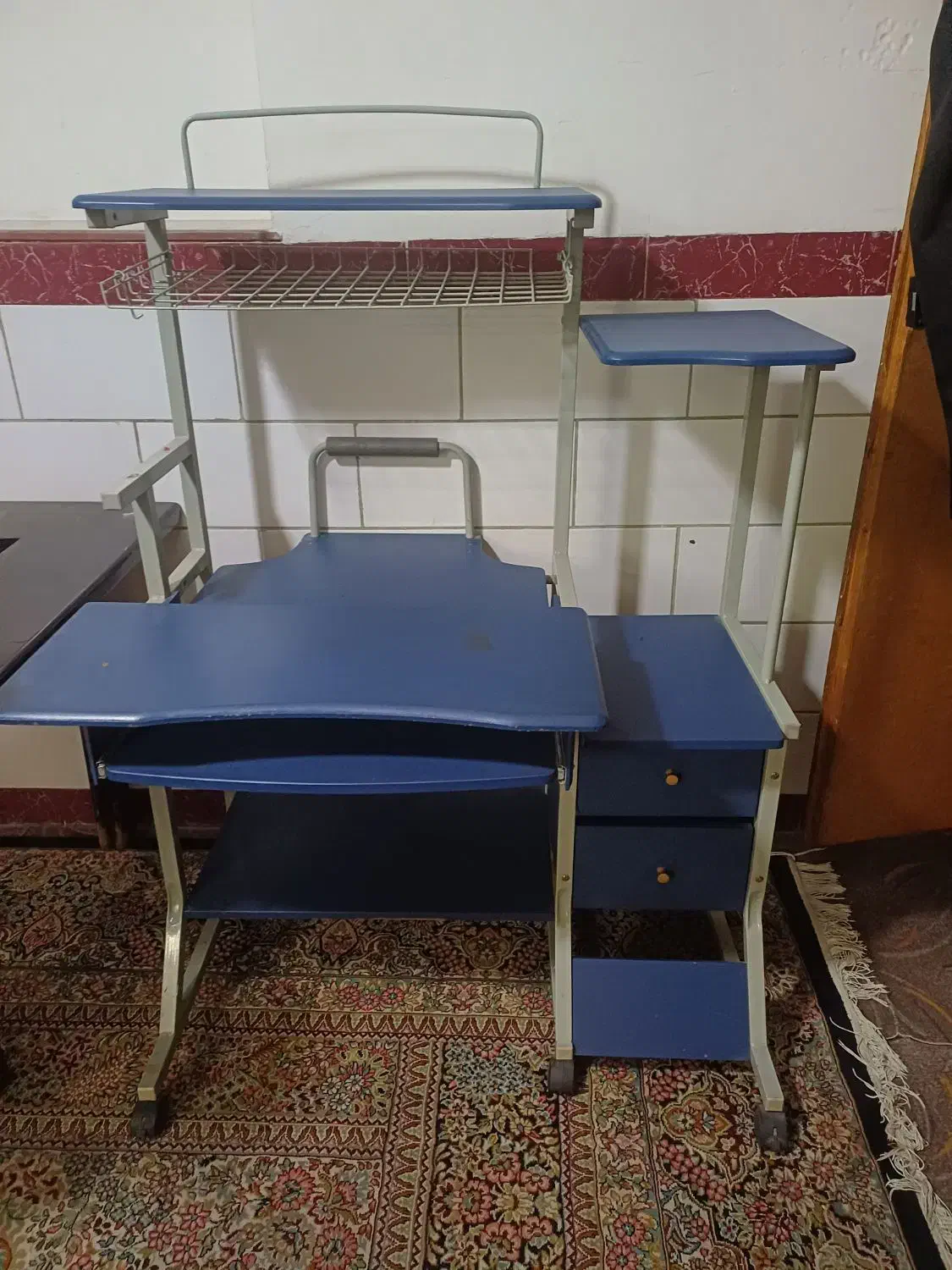 میز تحریر و کامپیوتر|میز تحریر و کامپیوتر|کرمان, |دیوار