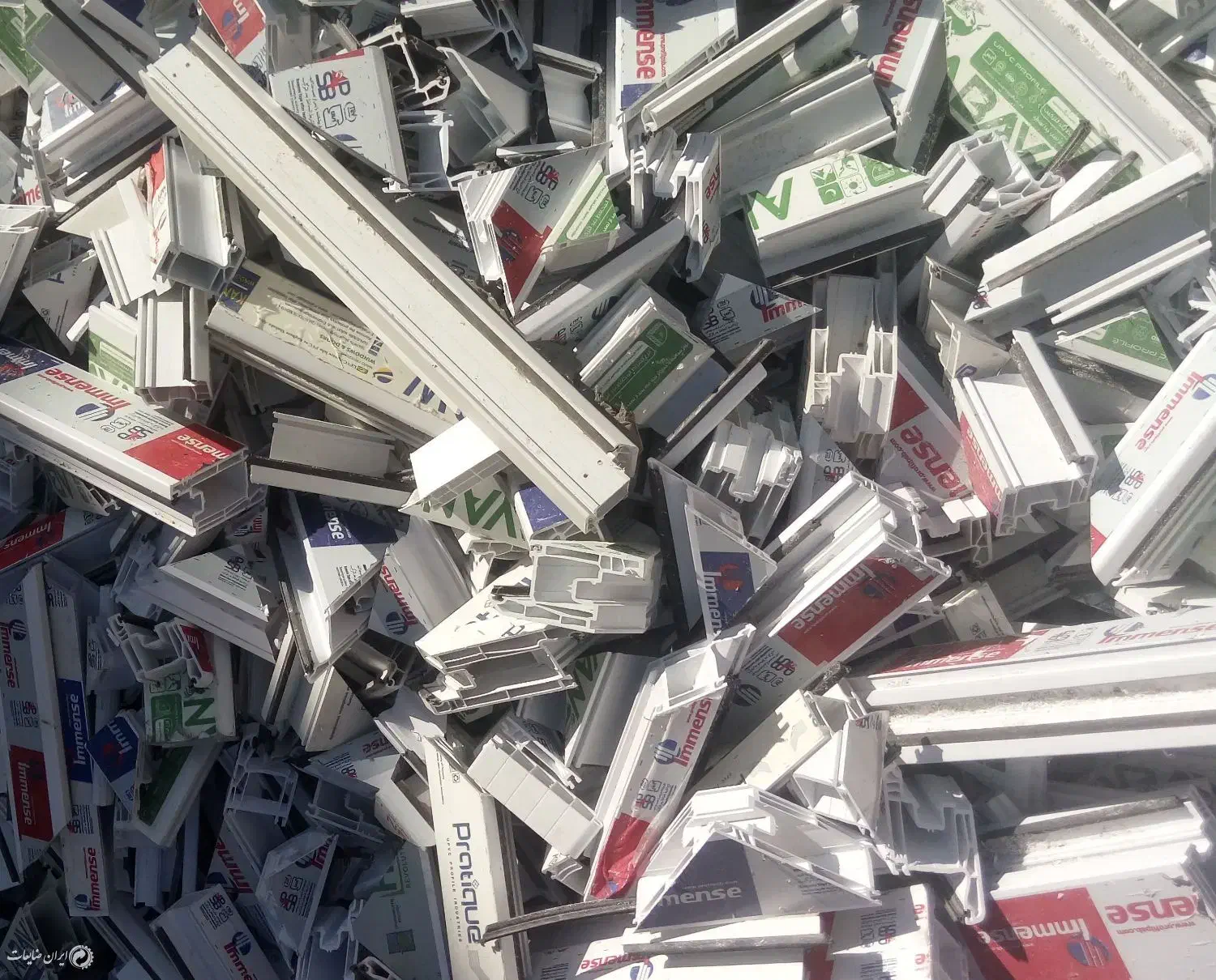 خریدار ضایعات مس.آهن.پلاستیک .الکترونیکی در محل|خدمات پیشه و مهارت|بناب, |دیوار