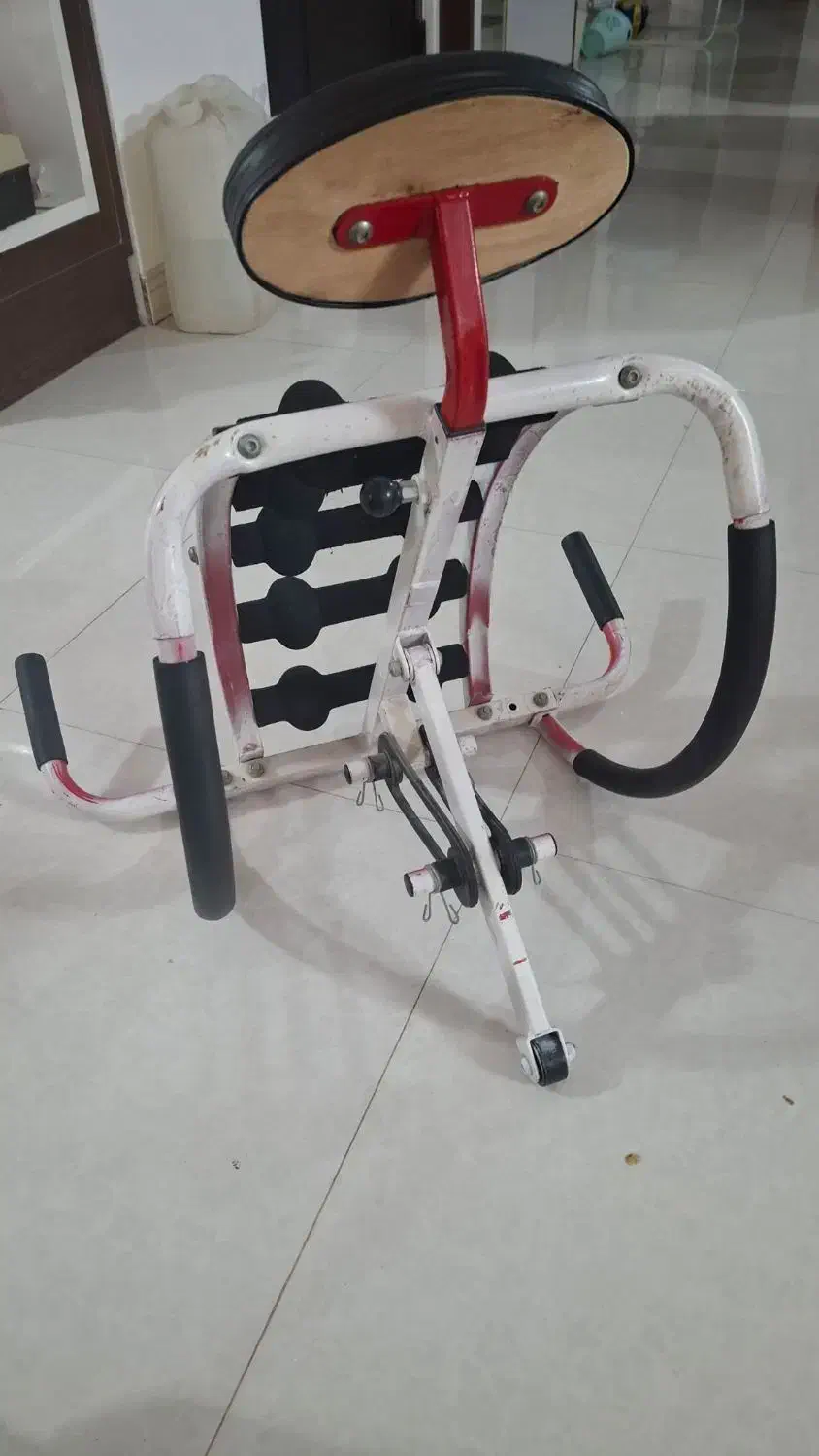 دراز و نشست|تجهیزات ورزشی|قم, باغ کرباسی|دیوار