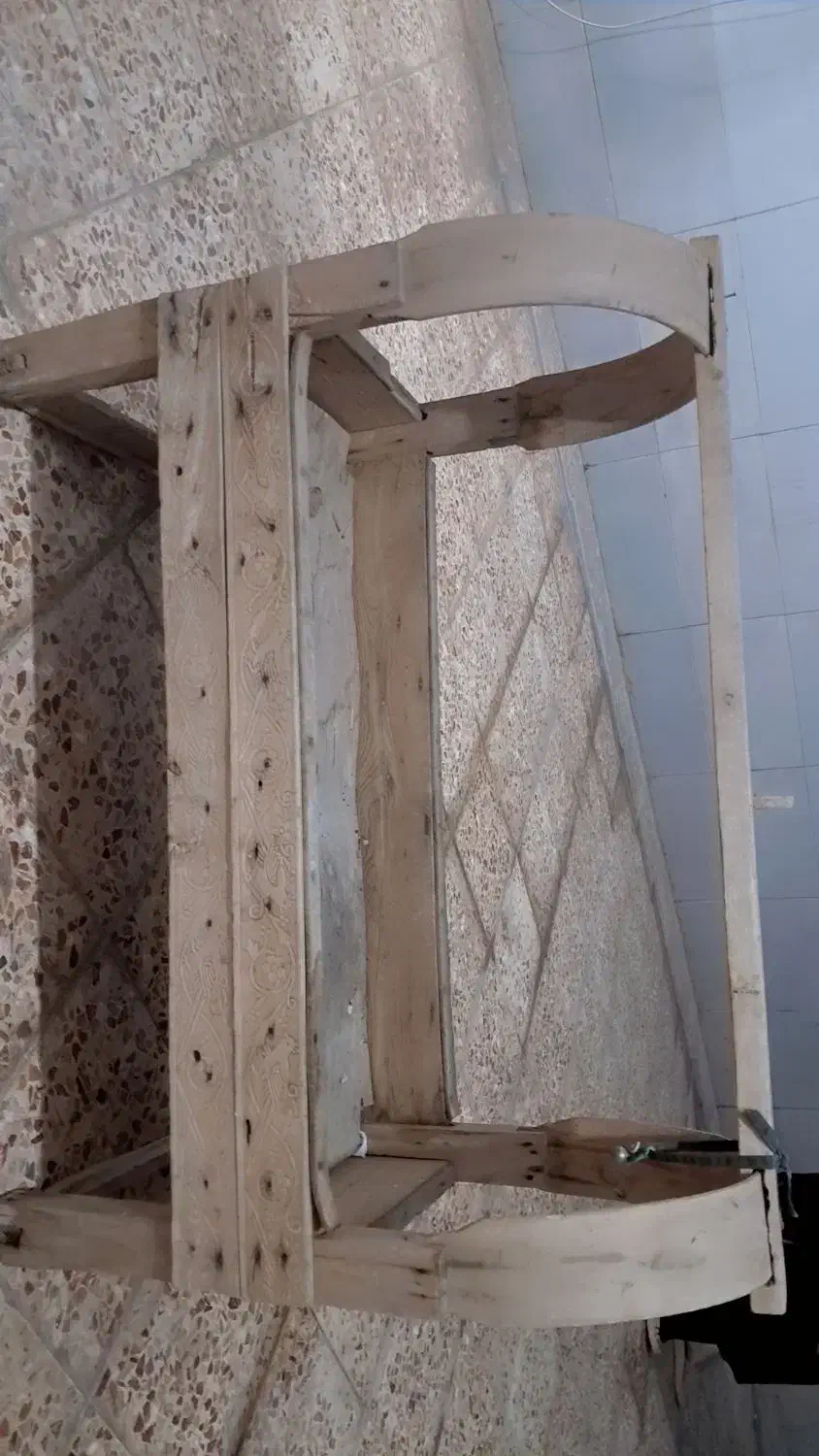 گهواره (تهده)|تخت و صندلی بچه|ایذه, |دیوار