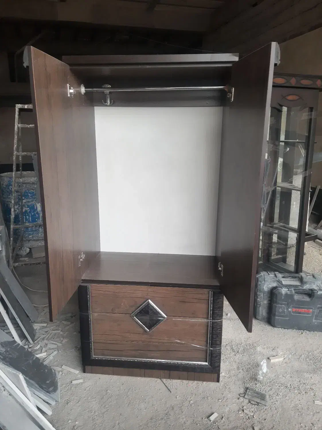 کمد لباس در حد نو|جاکفشی، کمد، دراور|احمدآبادمستوفی, |دیوار