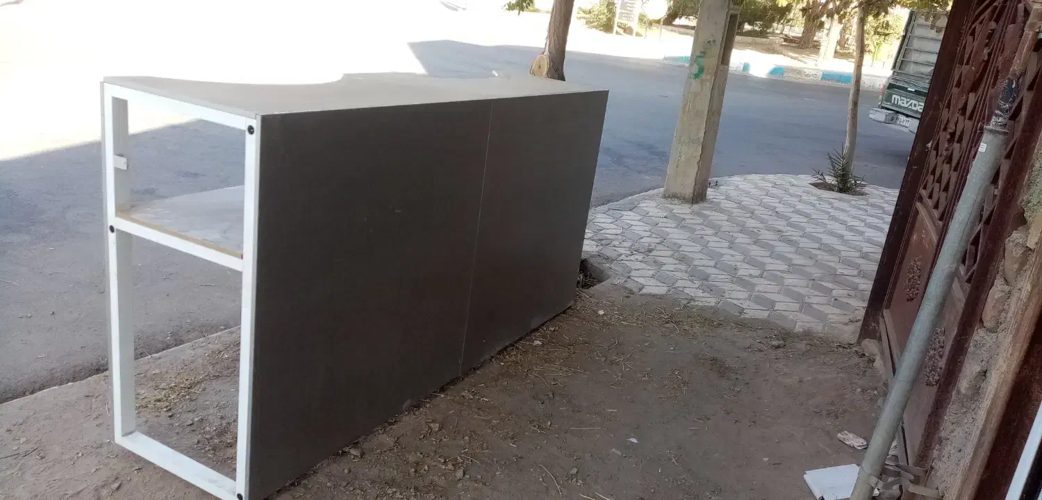 میز اداری|دفتر کار|گناباد, |دیوار