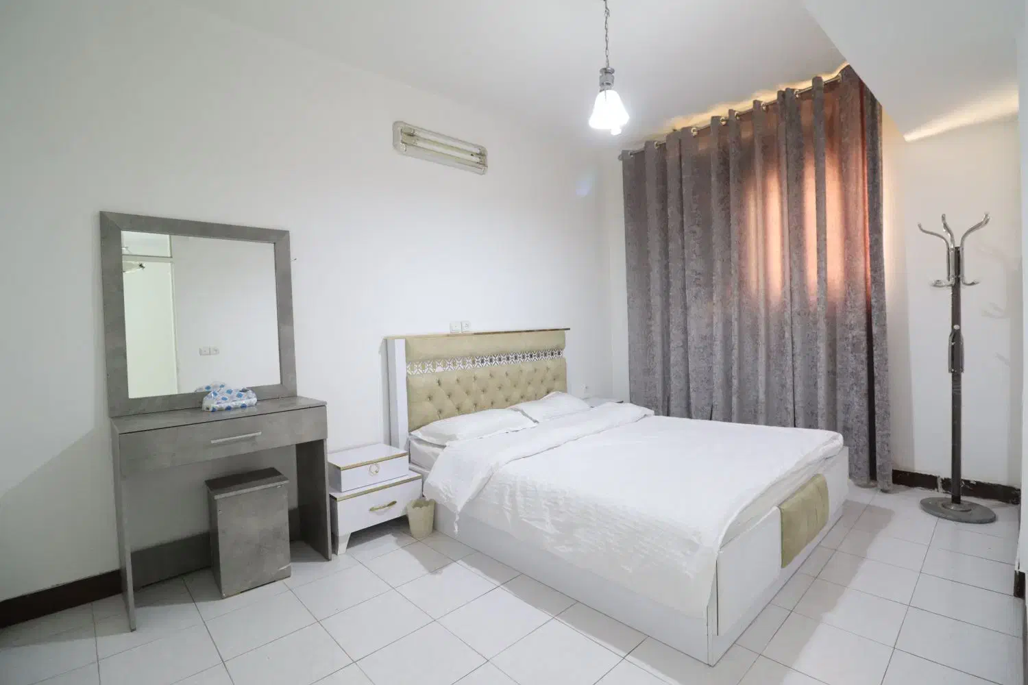 واحد مبله مناسب زوج|اجارهٔ کوتاه‌مدت آپارتمان و سوئیت|شیراز, دینکان|دیوار