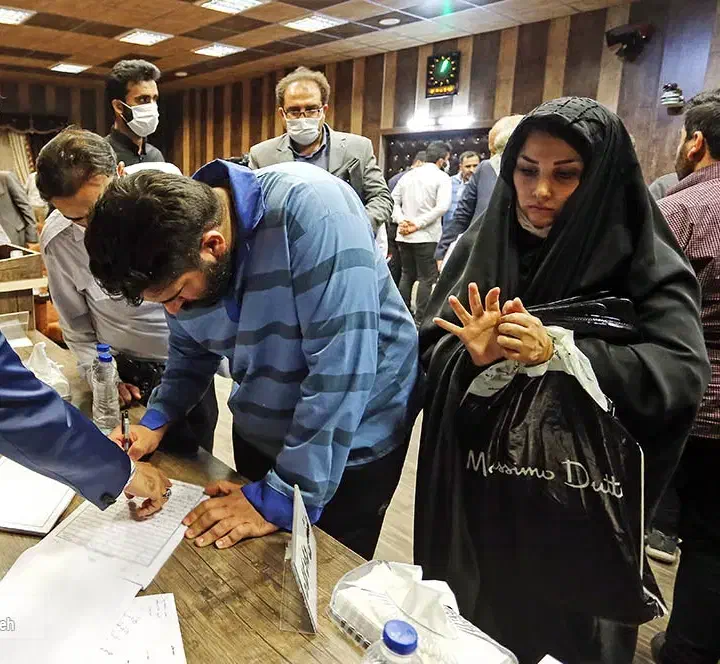 وکیل دعاوی حقوقی و کیفری|خدمات مالی، حسابداری، بیمه|اصفهان, سعادتآباد|دیوار