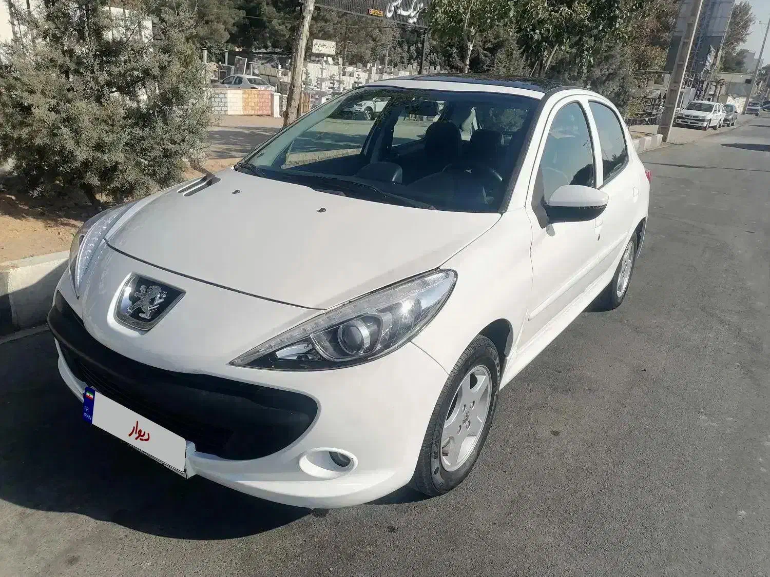 207 اتومات سقف پانا مدل 402 تیو فایو پلاس|خودرو سواری و وانت|شیراز, شهرک بهشتی|دیوار