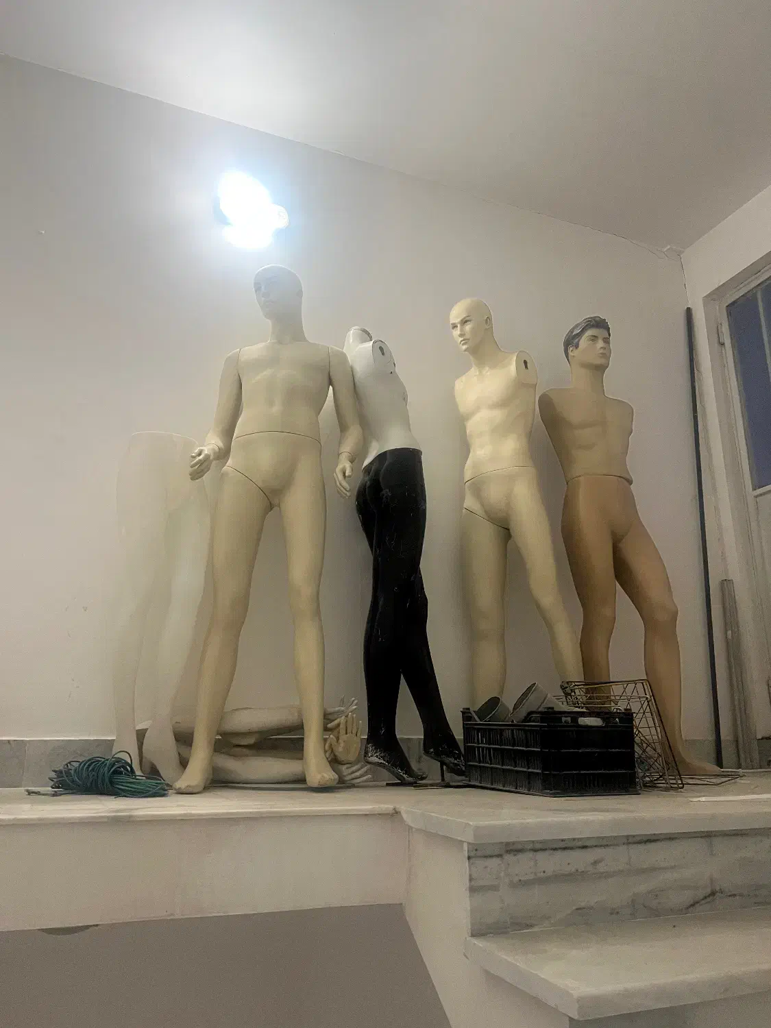 مانکن|فروشگاه و مغازه|کاشان, دشت چال|دیوار