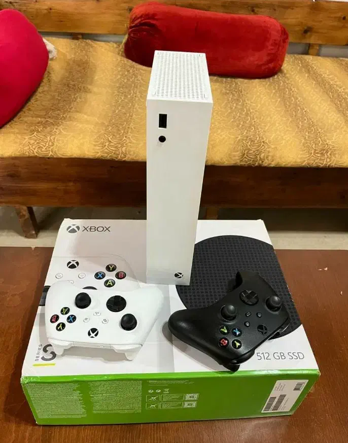 xbox  512  s  درحد نو (2دسته اصلی)|کنسول، بازی ویدئویی و آنلاین|لنگرود, |دیوار