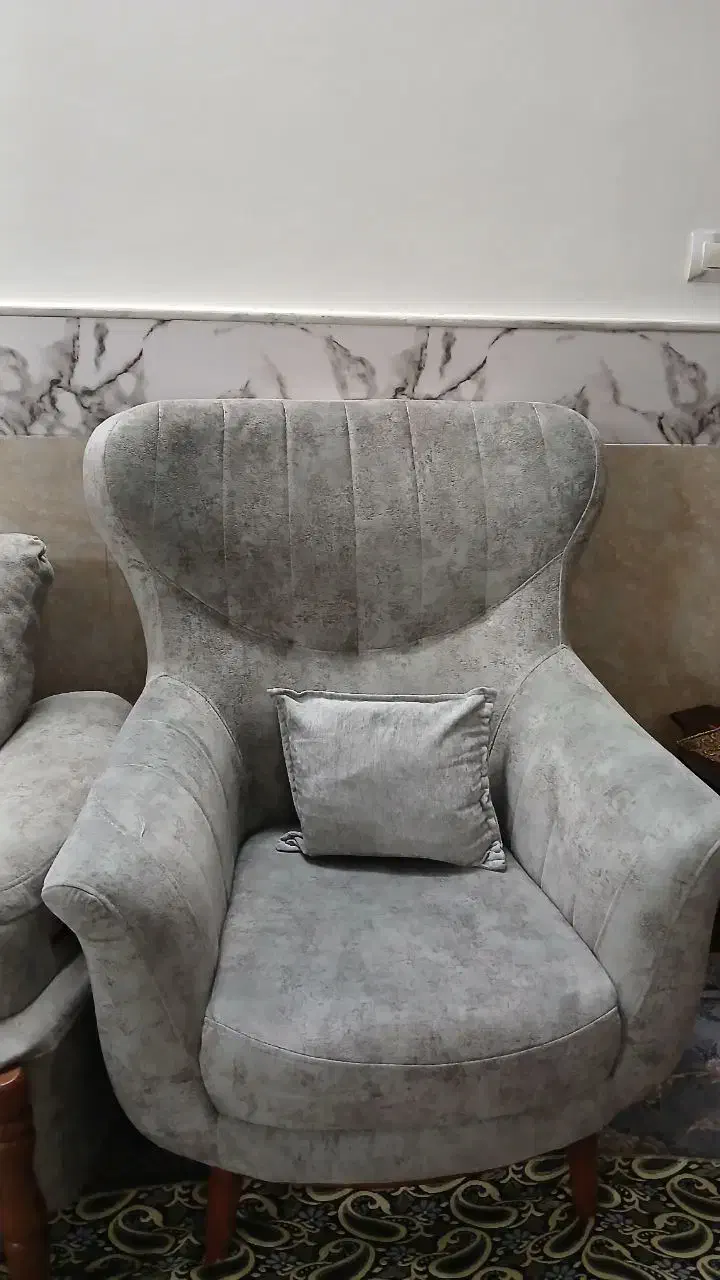 مبل راحتی|مبلمان خانگی و میز عسلی|قم, سراجه (۱۵ خرداد)|دیوار