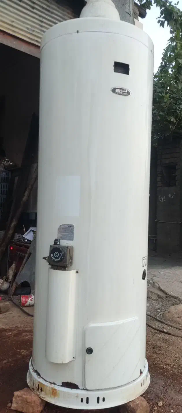 ابگرمکن مخزنی ۱۸۰لیترلورچ|آبگرمکن، پکیج، شوفاژ|گرگان, |دیوار