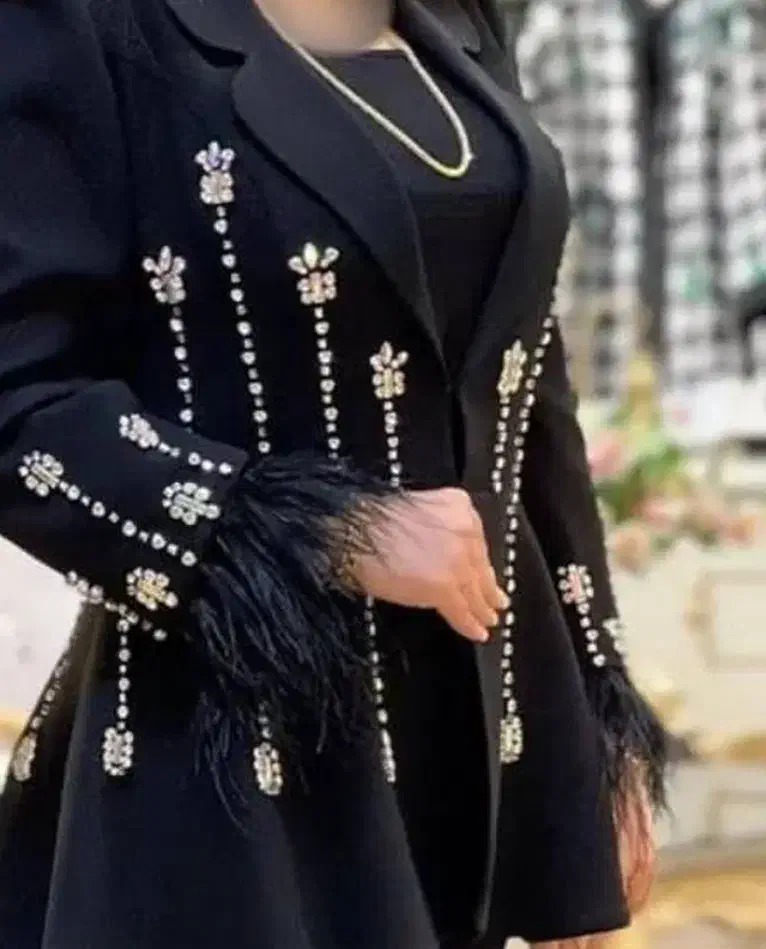 دوخت ملیله روی لباس پذیرفته میشود|لباس|پیشوا, |دیوار