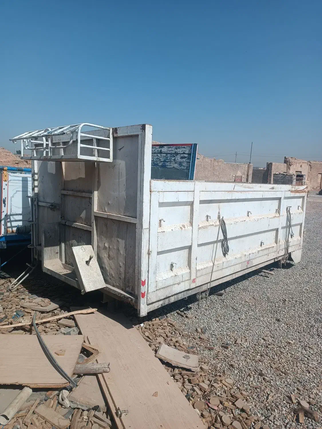 اتاق باری کمپرسی دوکاره خاور|قطعات یدکی و لوازم جانبی|قرچک, ولی آباد|دیوار