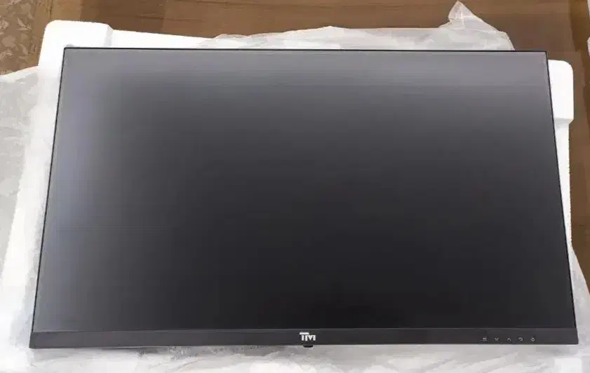 مانیتور ‌twisted 24|قطعات و لوازم جانبی رایانه|قم, نخودی|دیوار