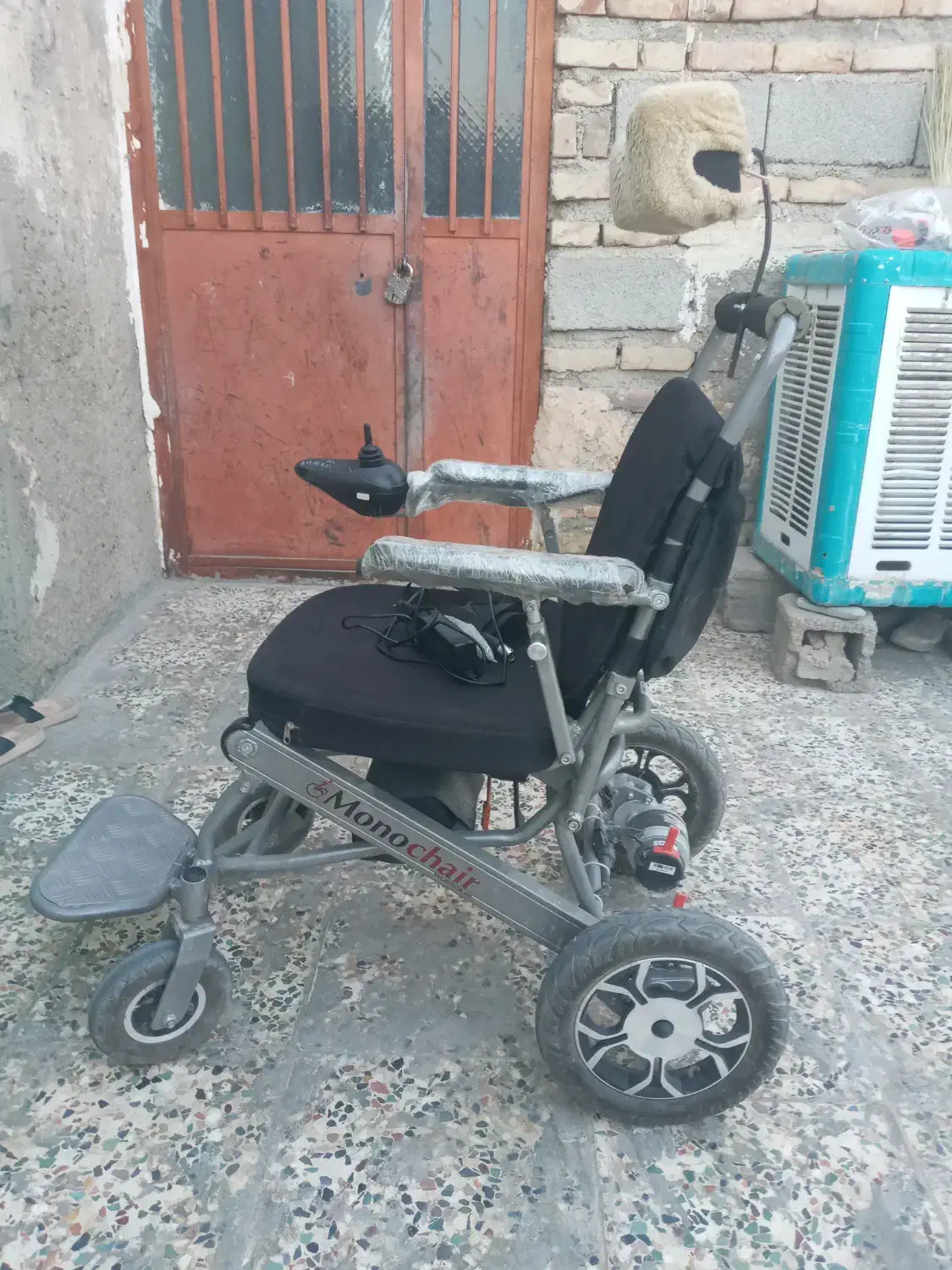 ویلچر برقی|آرایشی، بهداشتی، درمانی|دامن, |دیوار