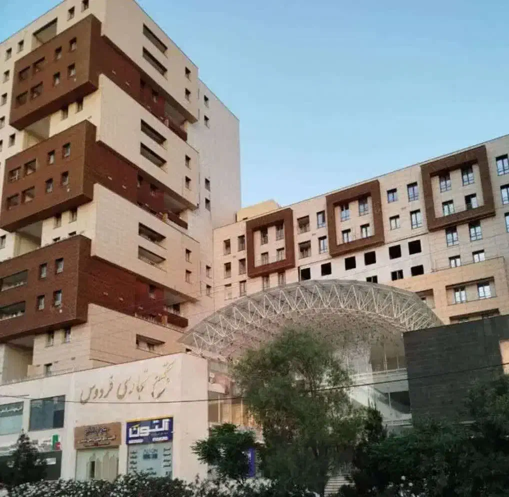 اجاره مغازه همکف|اجارهٔ مغازه و غرفه|قم, چهل درخت‎|دیوار