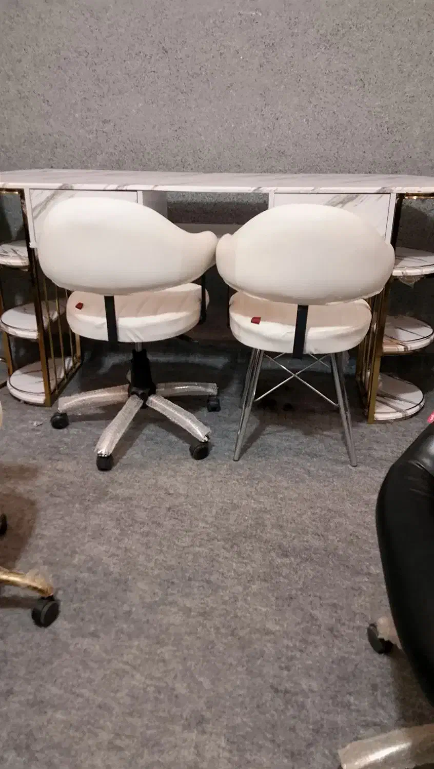 صندلی 027چرم سفید|آرایشگاه و سالن‌های زیبایی|یزد, |دیوار