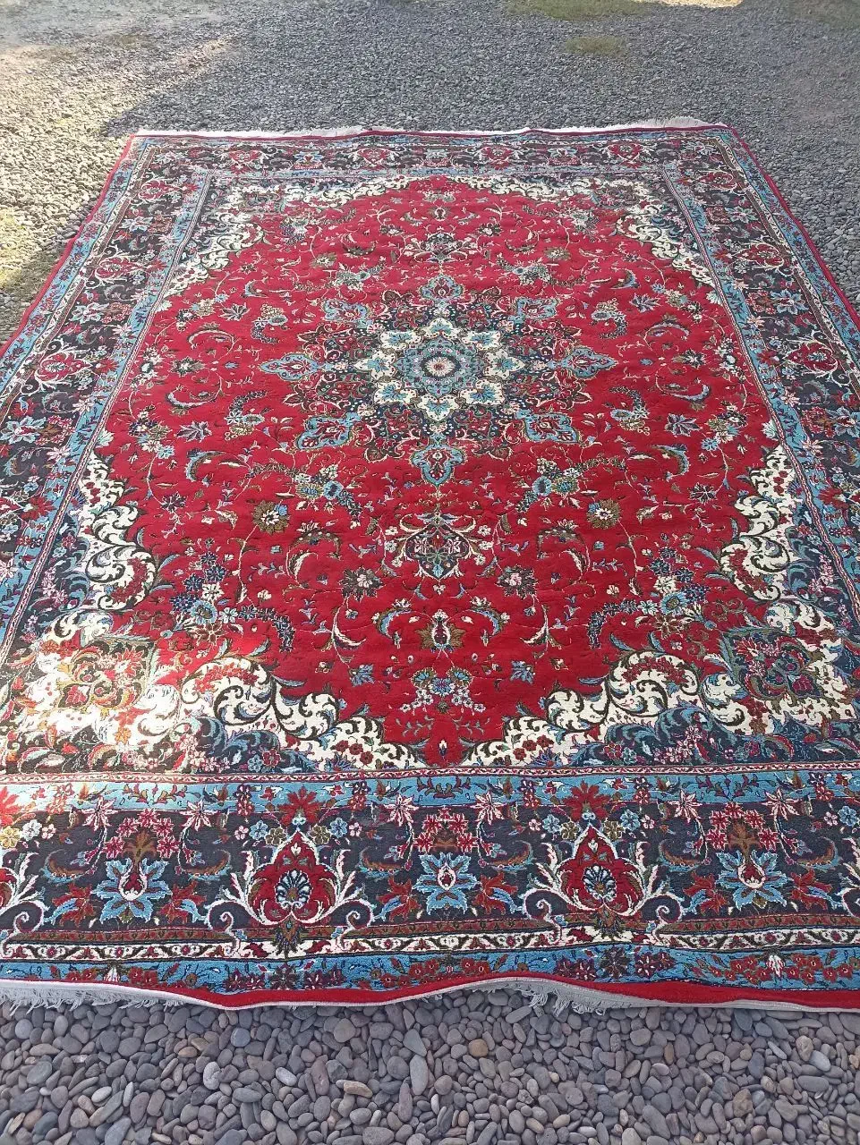 ۱۲متری|فرش|رودسر, |دیوار