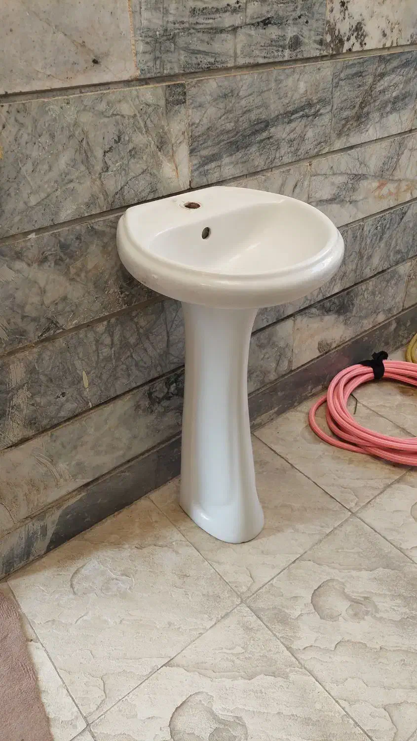 روشویی دستشویی توالت|مصالح و تجهیزات ساختمان|چهارباغ, |دیوار