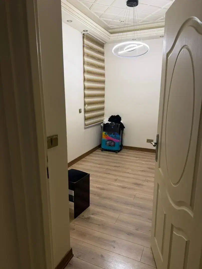 واحد ۱۳۵ متری ،فول امکانات رهن و اجاره