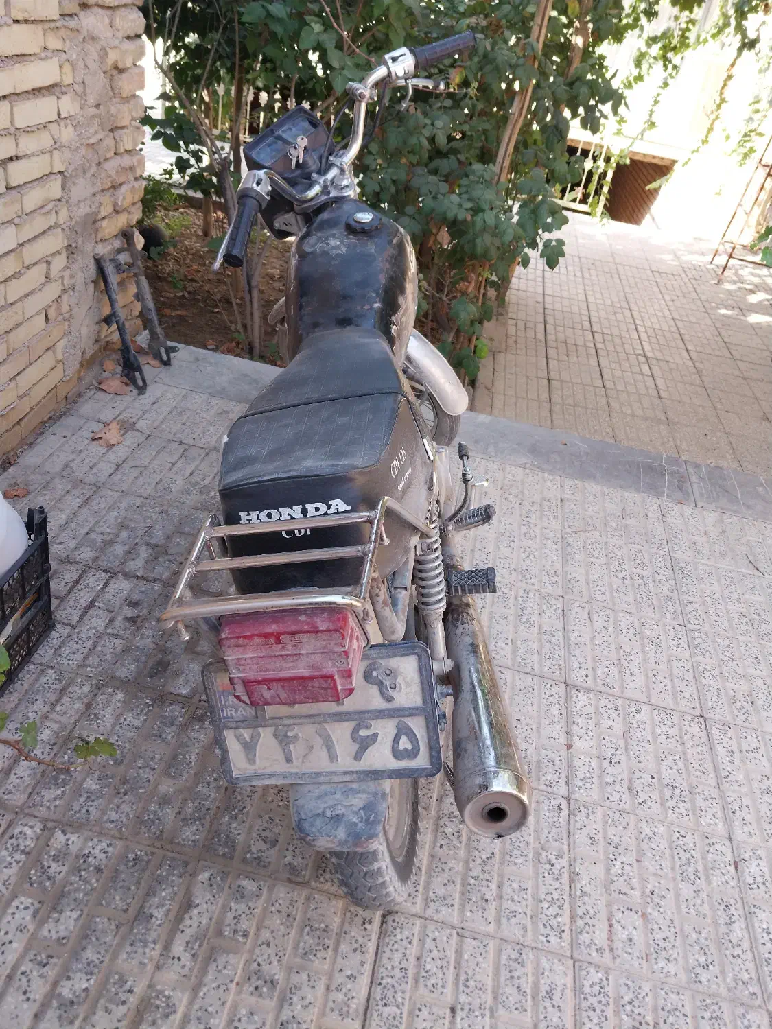 هندا ۱۲۵|موتورسیکلت|نجف‌آباد, قلعه سفید|دیوار