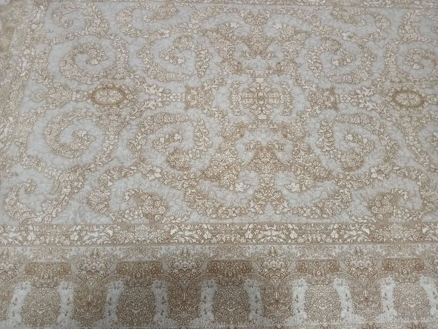 فرش ۱۲۰۰ شانه اصل|فرش|سقز, |دیوار