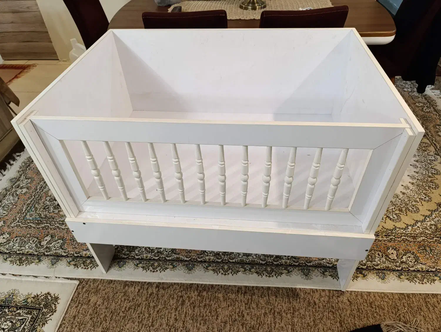 تخت نوزادی|تخت و سرویس خواب|امیدیه, |دیوار