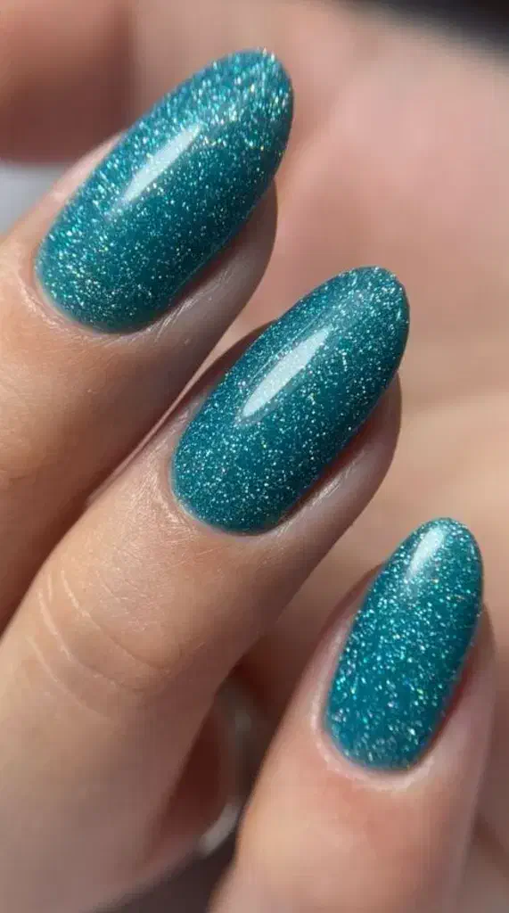 نیازمند به مدل ناخن (پک یلدایی هم دریافت میکنید)|خدمات آرایشگری و زیبایی|رشت, لاکانی|دیوار