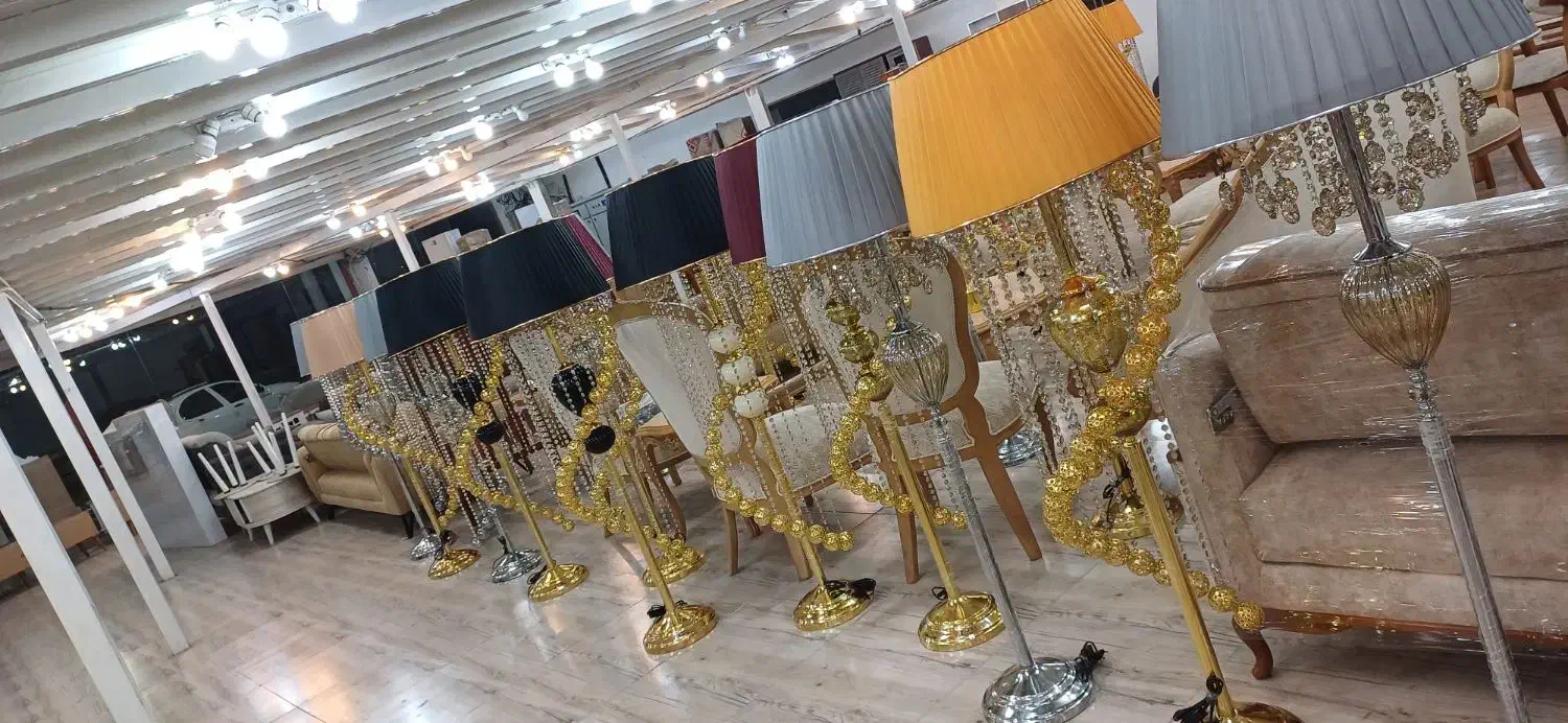 آباژور کنارسالنی و رومیزی ساعت|چراغ خواب و آباژور|شاهینشهر, شهرک گلدیس|دیوار