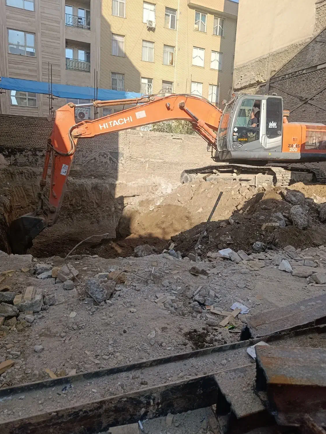 خاکبرداری گودبرداری نیلینگ بیل مکانیکی بابکت تخریب|خدمات پیشه و مهارت|تهران, سهروردی|دیوار