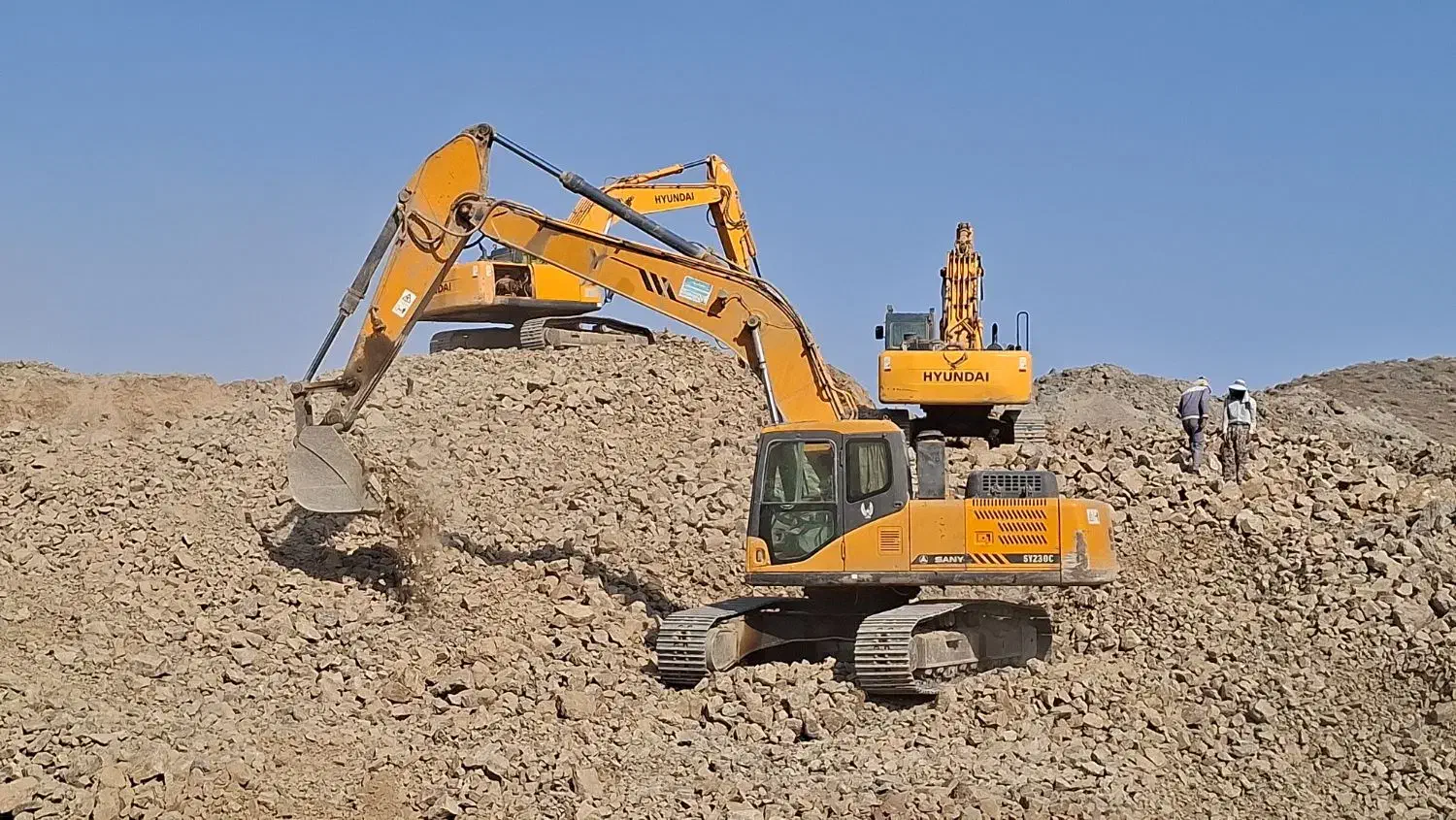 بیل سانی ۲۳۰.|خودرو سنگین|فشاپویه, |دیوار