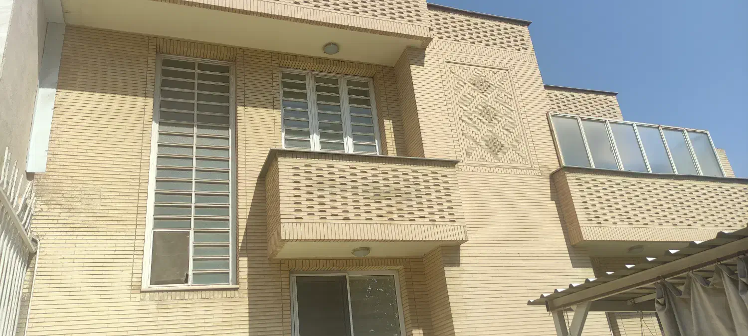 رهن و اجاره طبقه دوم قدوسی شرقی|اجارهٔ آپارتمان|شیراز, تلخ داش|دیوار