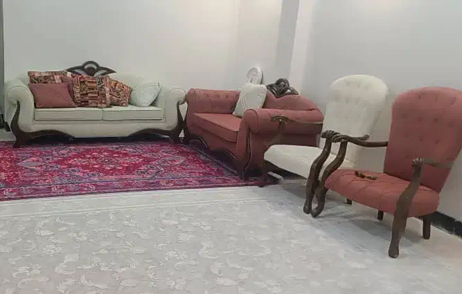 مبل در حد نو|مبلمان خانگی و میز عسلی|اصفهان, جلالیه|دیوار