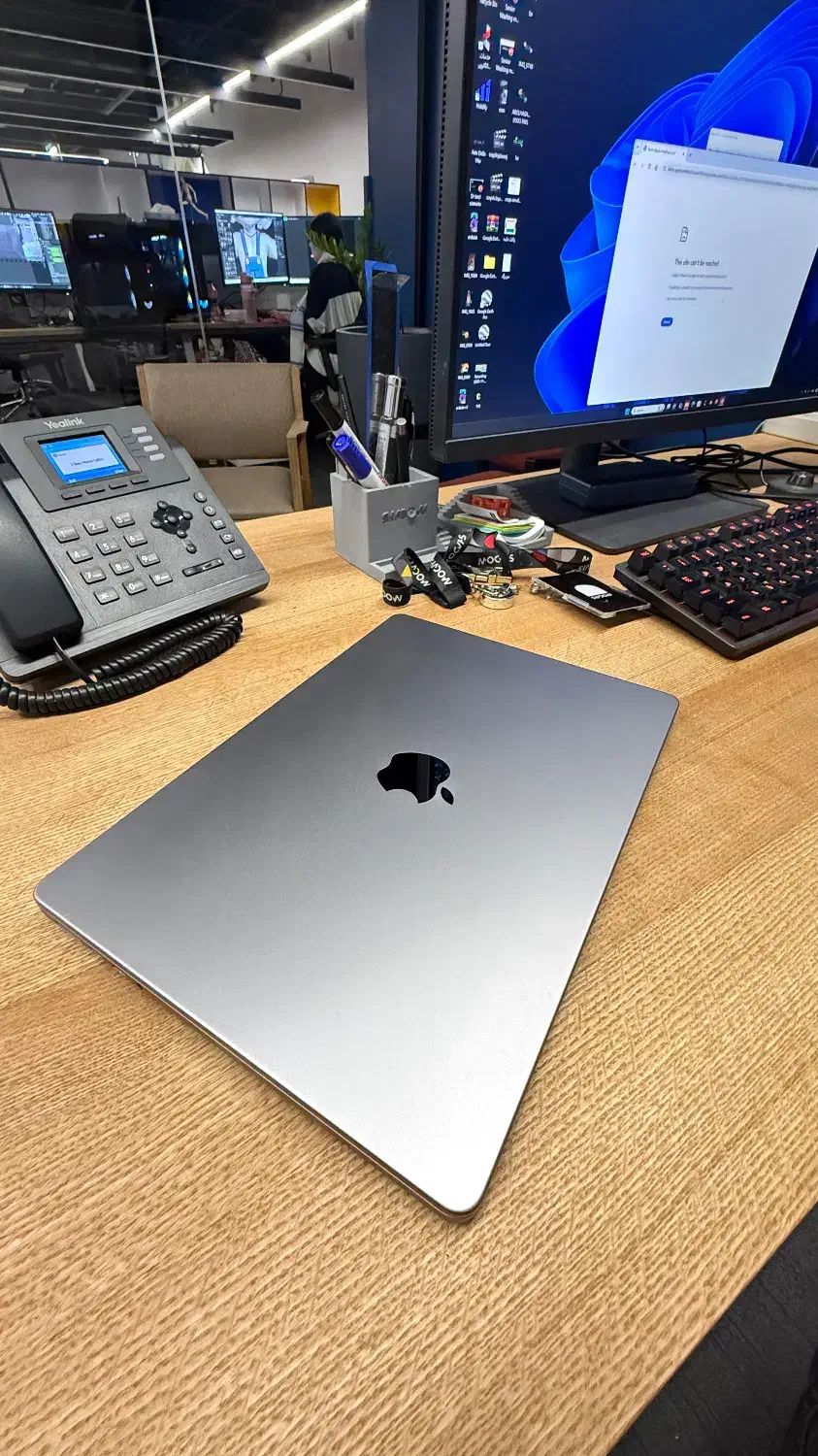 مک بوک پرو 2021|رایانه همراه|اصفهان, راه آهن|دیوار