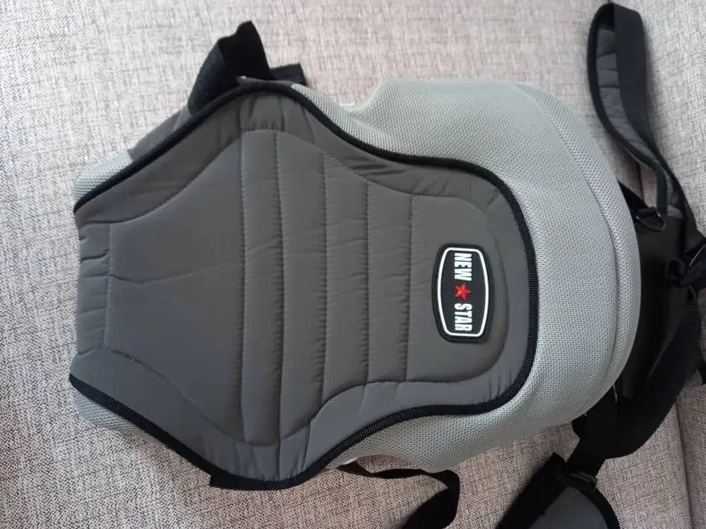 اغوش کودک مارک نیواستار|کالسکه و لوازم جانبی|گرگان, |دیوار