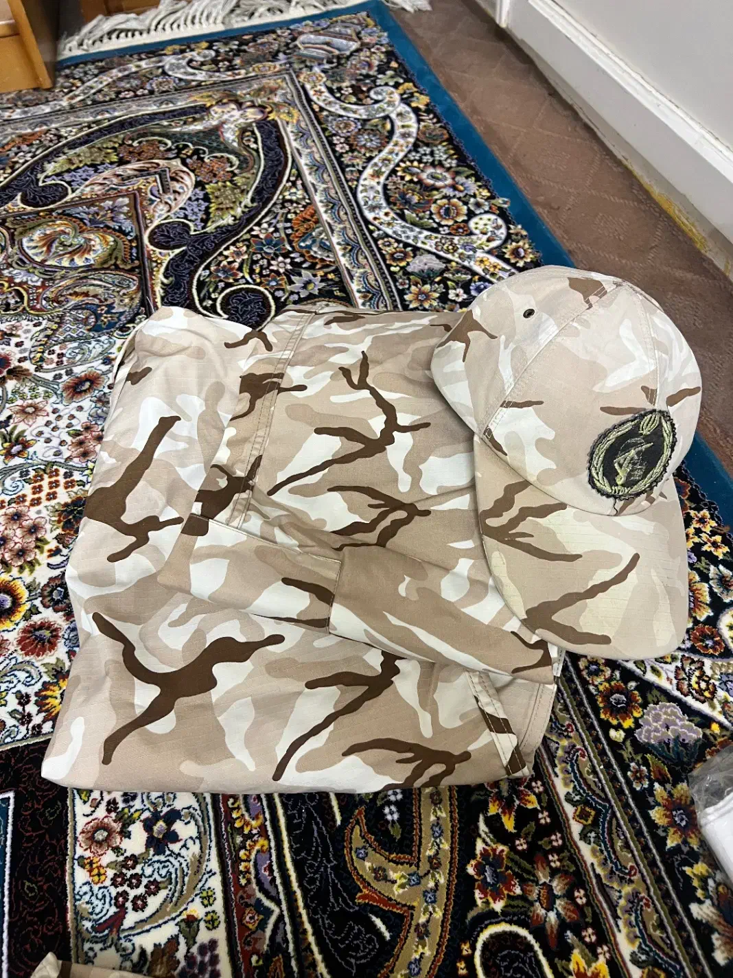 لباس سربازی|لباس|بوشهر, |دیوار