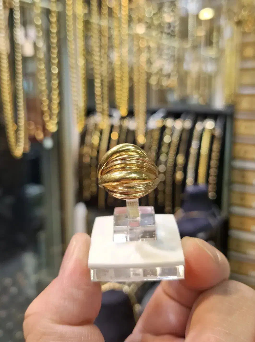 انگشتر لوکس بدون اجرت و مالیات فقط با ۴ درصد|جواهرات|رشت, فلسطین|دیوار