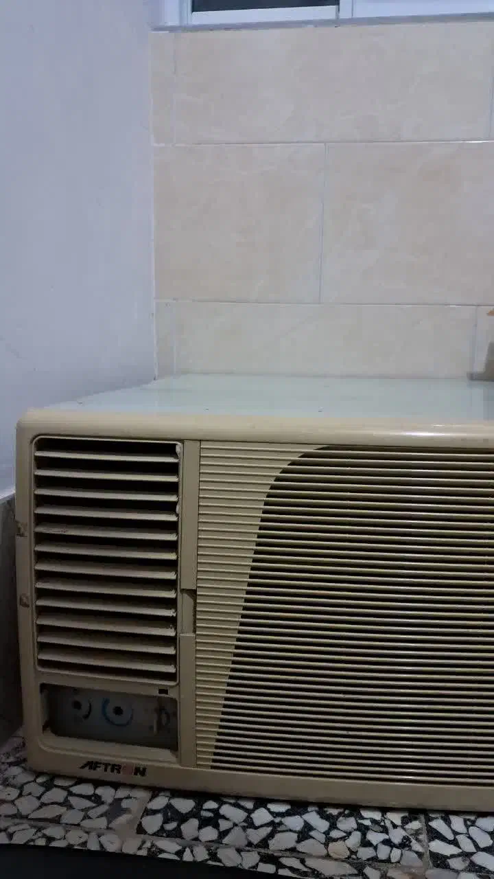 کولر پنجره ای|کولر گازی و فن‌کوئل|کلاچای, |دیوار