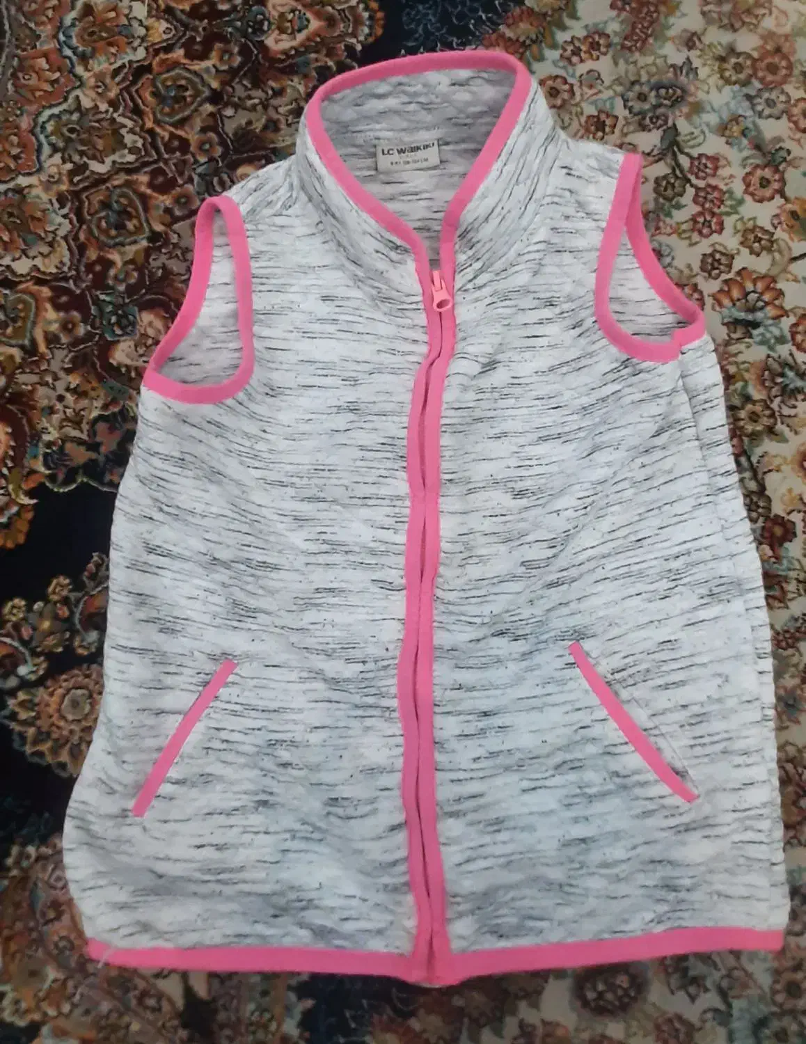 حراج لباس های زمستانی|حراج|محمدشهر, شهرک پیام (مهرالبرز)|دیوار