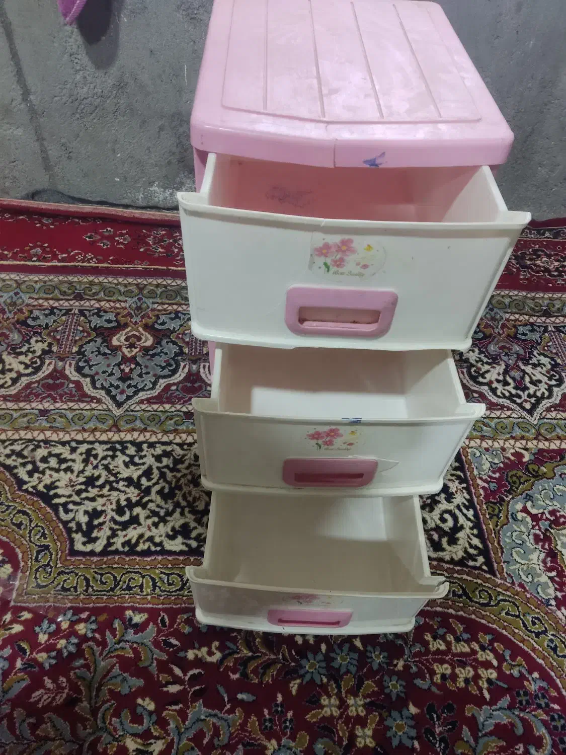 دراور کودک|جاکفشی، کمد، دراور|زاهدان, |دیوار