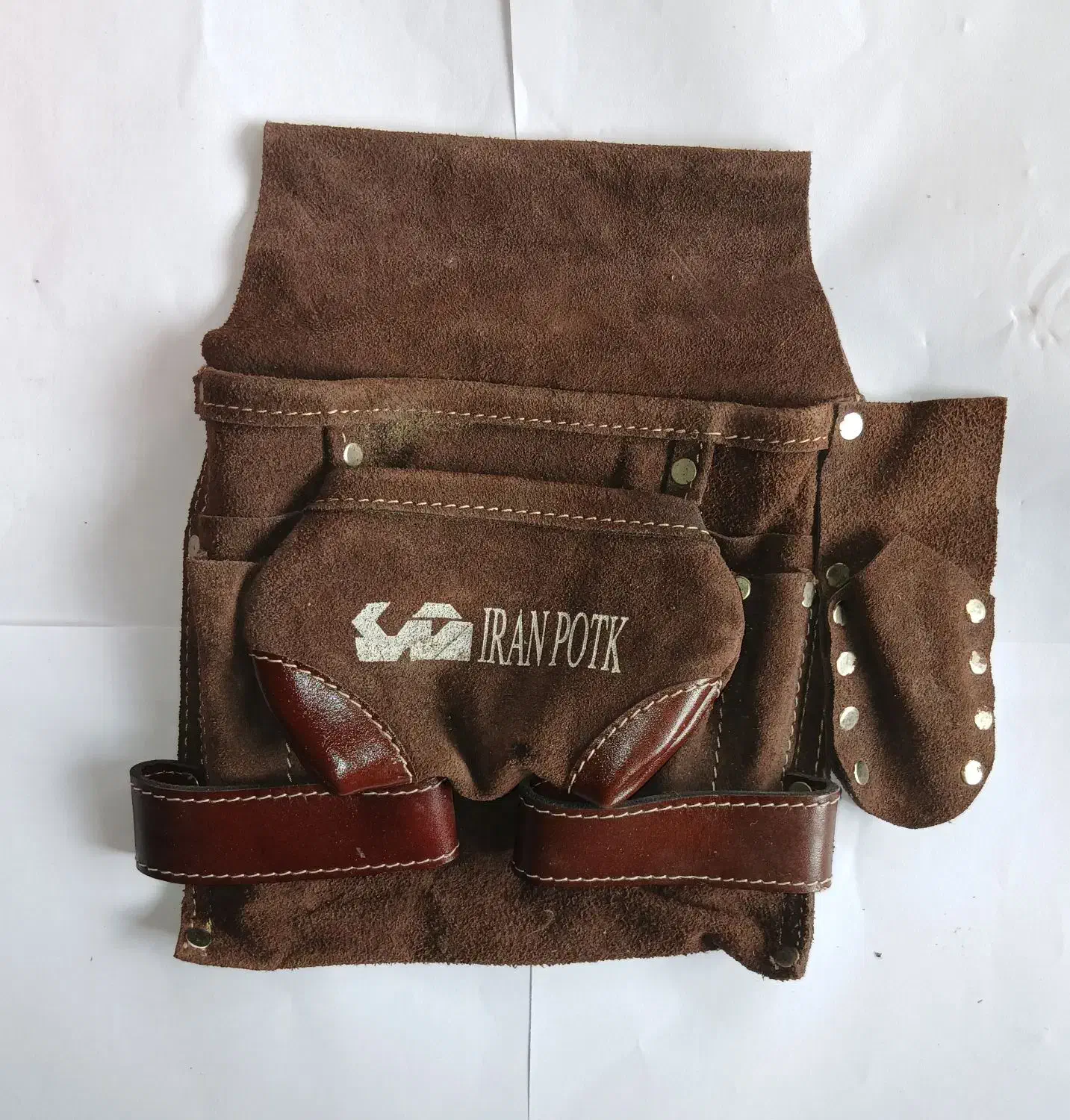 کیف نجاری|کیف، کفش، کمربند|رشت, رشتیان|دیوار