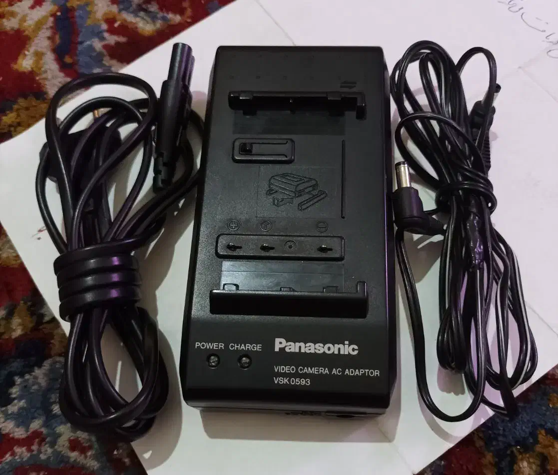 شارژر دوربین Panasonic|دوربین عکاسی و فیلم‌برداری|قزوین, |دیوار