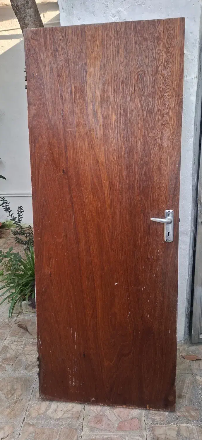 درب چوبی اتاق|مصالح و تجهیزات ساختمان|رشت, کوی حسینی|دیوار