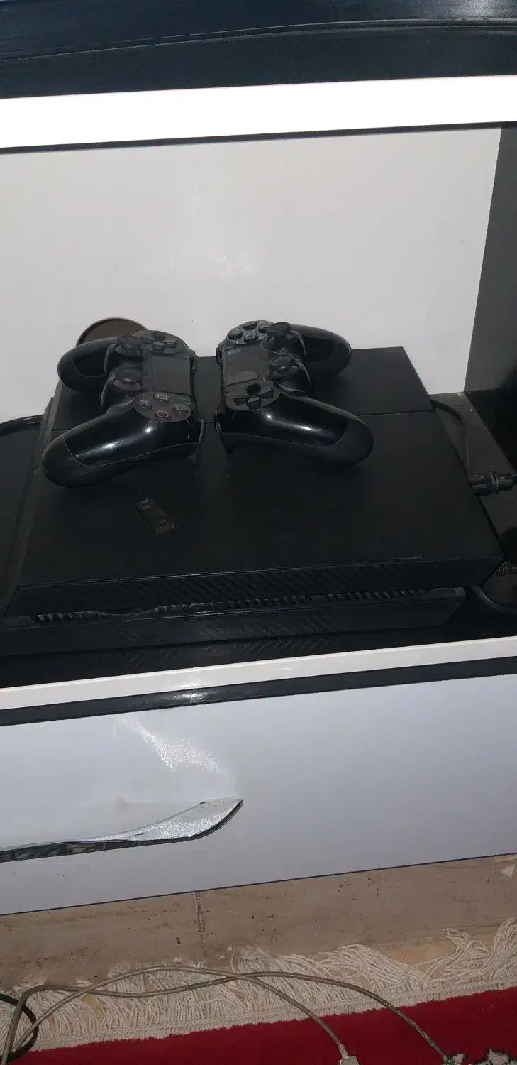 فروش پی اس فور ۵۱۲ گیگ ( فلش کپی خور )|کنسول، بازی ویدئویی و آنلاین|سیرجان, |دیوار