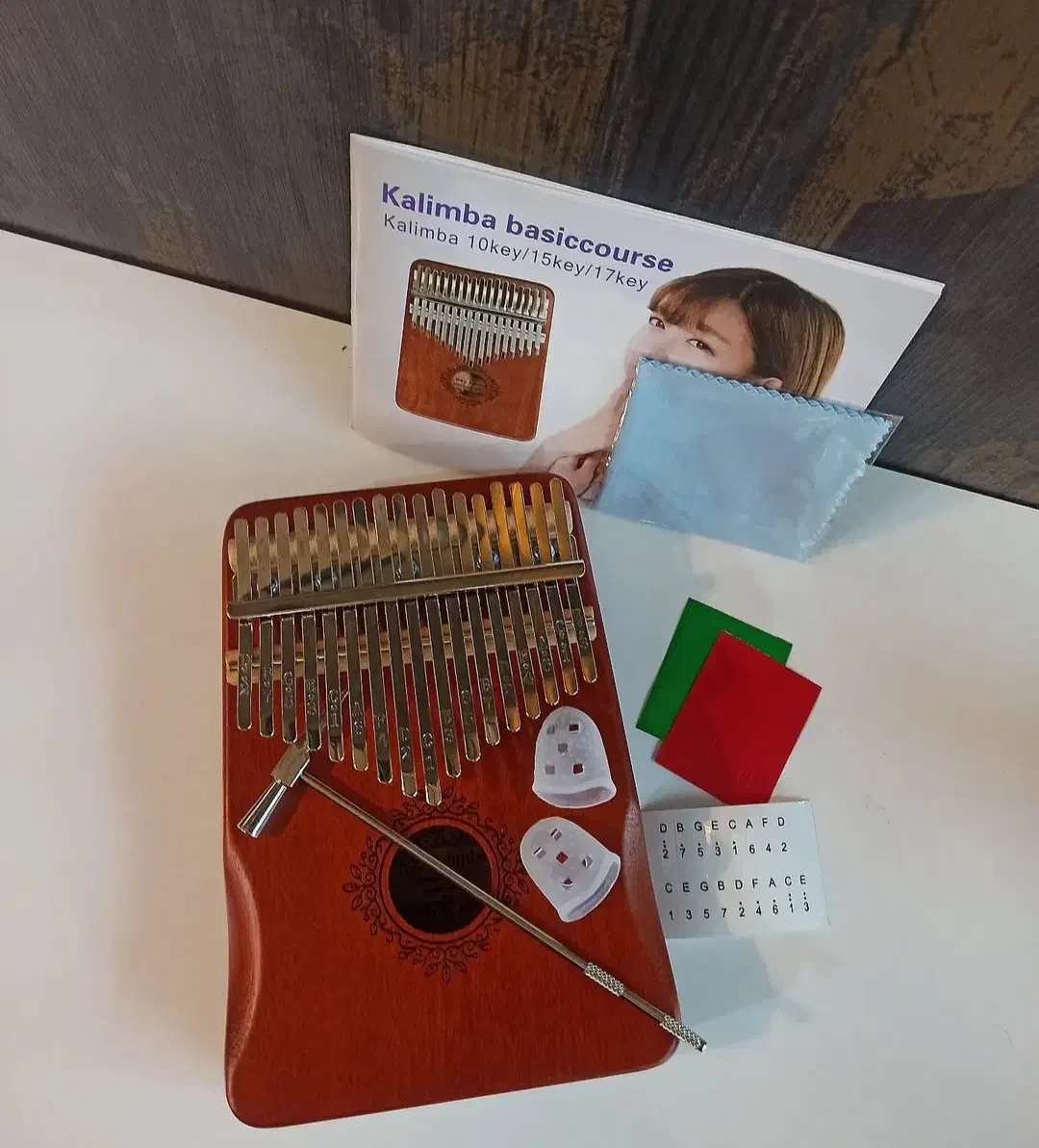 کالیمبا|سازهای سنتی|بندرعباس, |دیوار