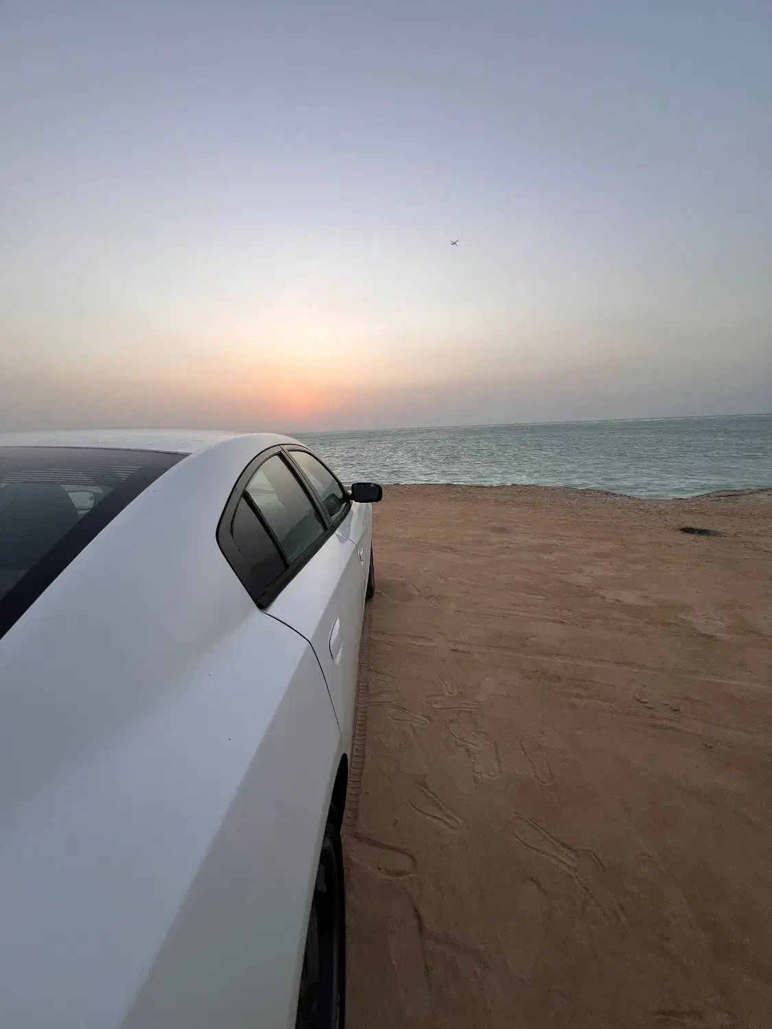 فروش دوج سواری مقطوع مشتری جدی فقط تماس بگیرد|خودرو سواری و وانت|کیش, |دیوار