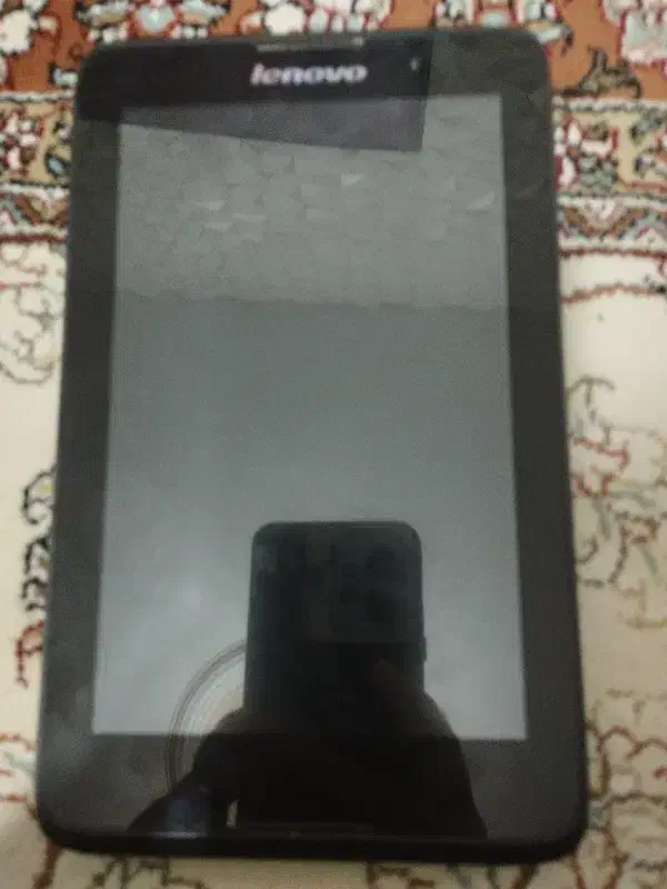 تبلت لنوو|تبلت|کرج, حصارک پایین|دیوار