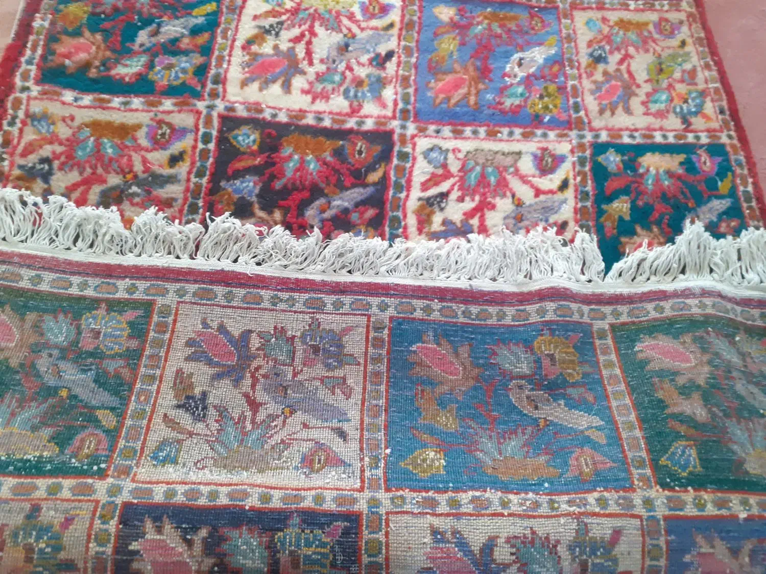 فرش دست بافت.|فرش|اصفهان, ملک|دیوار